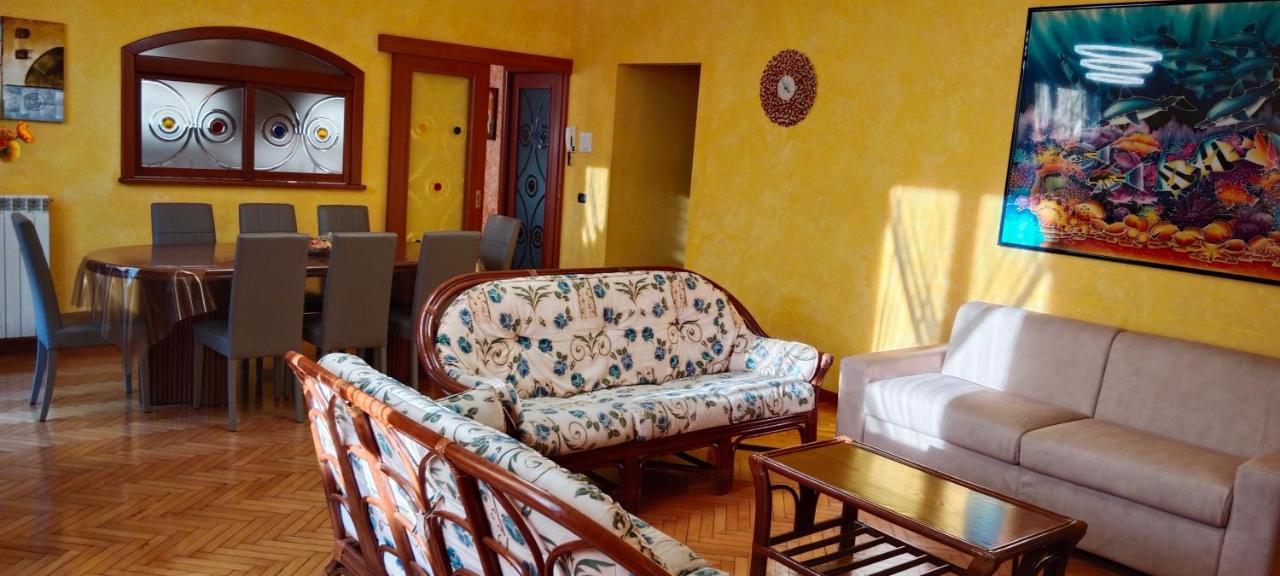 Luxe Apartment Near Milano, Rho Fiera E Mxp Busto Arsizio Εξωτερικό φωτογραφία