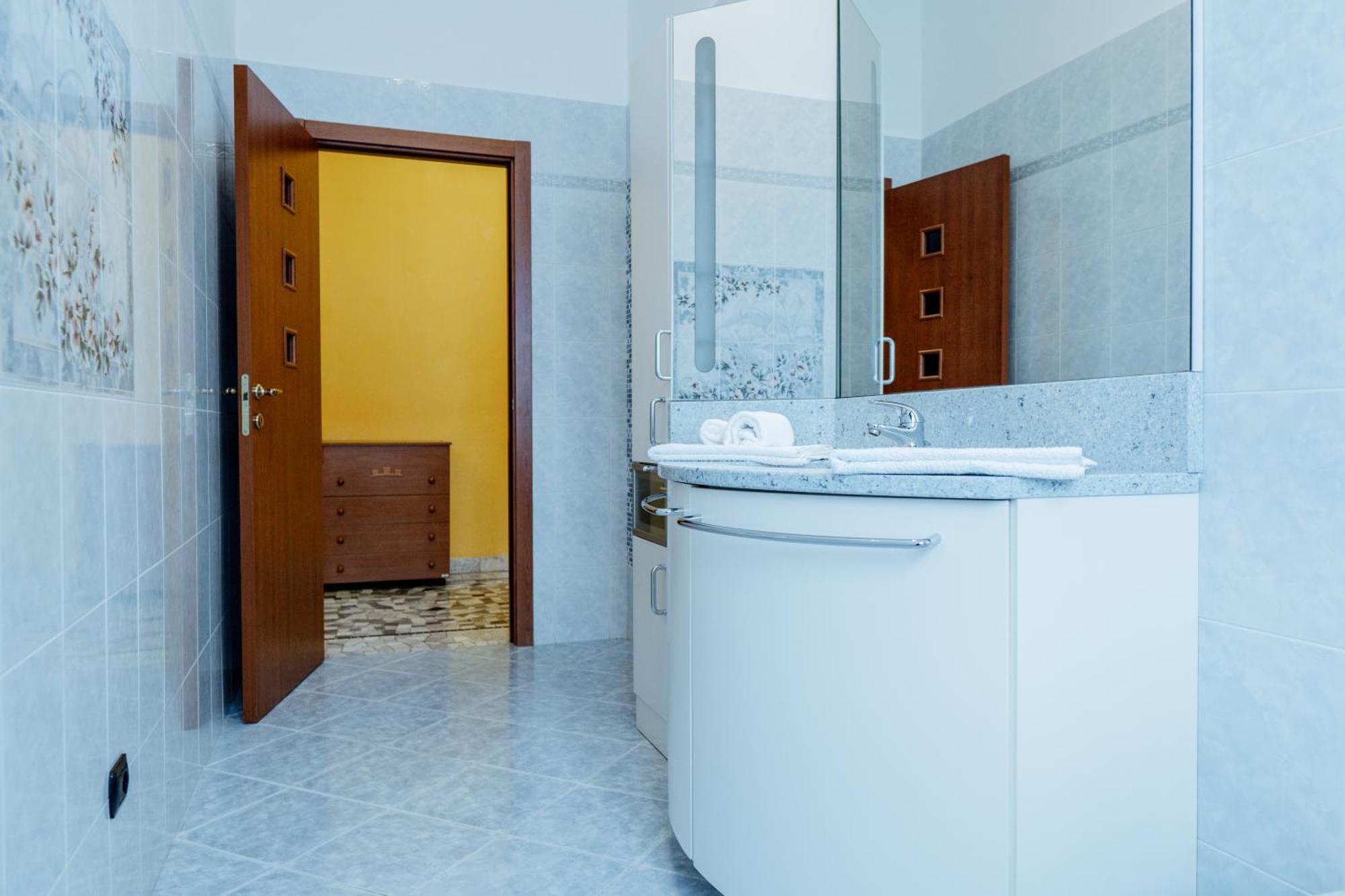 Luxe Apartment Near Milano, Rho Fiera E Mxp Busto Arsizio Εξωτερικό φωτογραφία